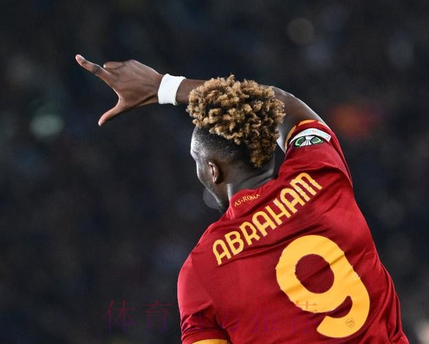 约维奇与米兰达成协议 朗尼克起到决定性作用 约维奇与米兰达成协议 朗尼克起到决定性作用