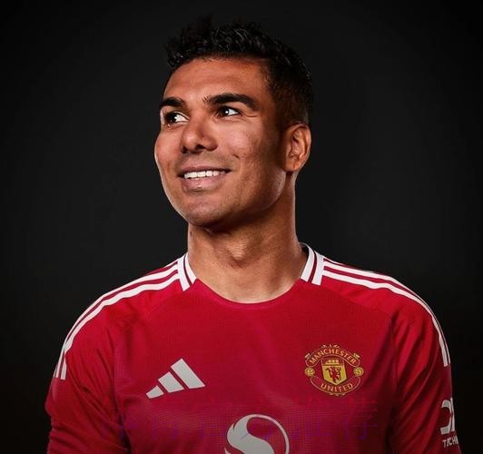 卡塞米罗：希望继续赢 不会介入对裁判的争论中